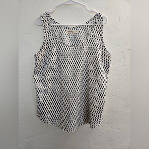 Faded Glory Black and White Patterned Women's Top